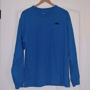 NIKE PREMIUM ESSENTIALS LONG SLEEVE blue T Shirt Medium